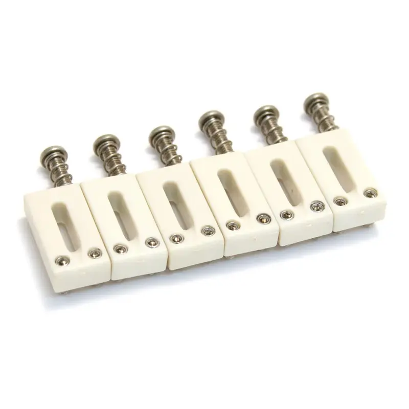 Graphtech Strat Plus, Ultra, American saddles